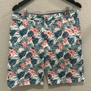 Hudson and Barrow mens beach shorts size 34